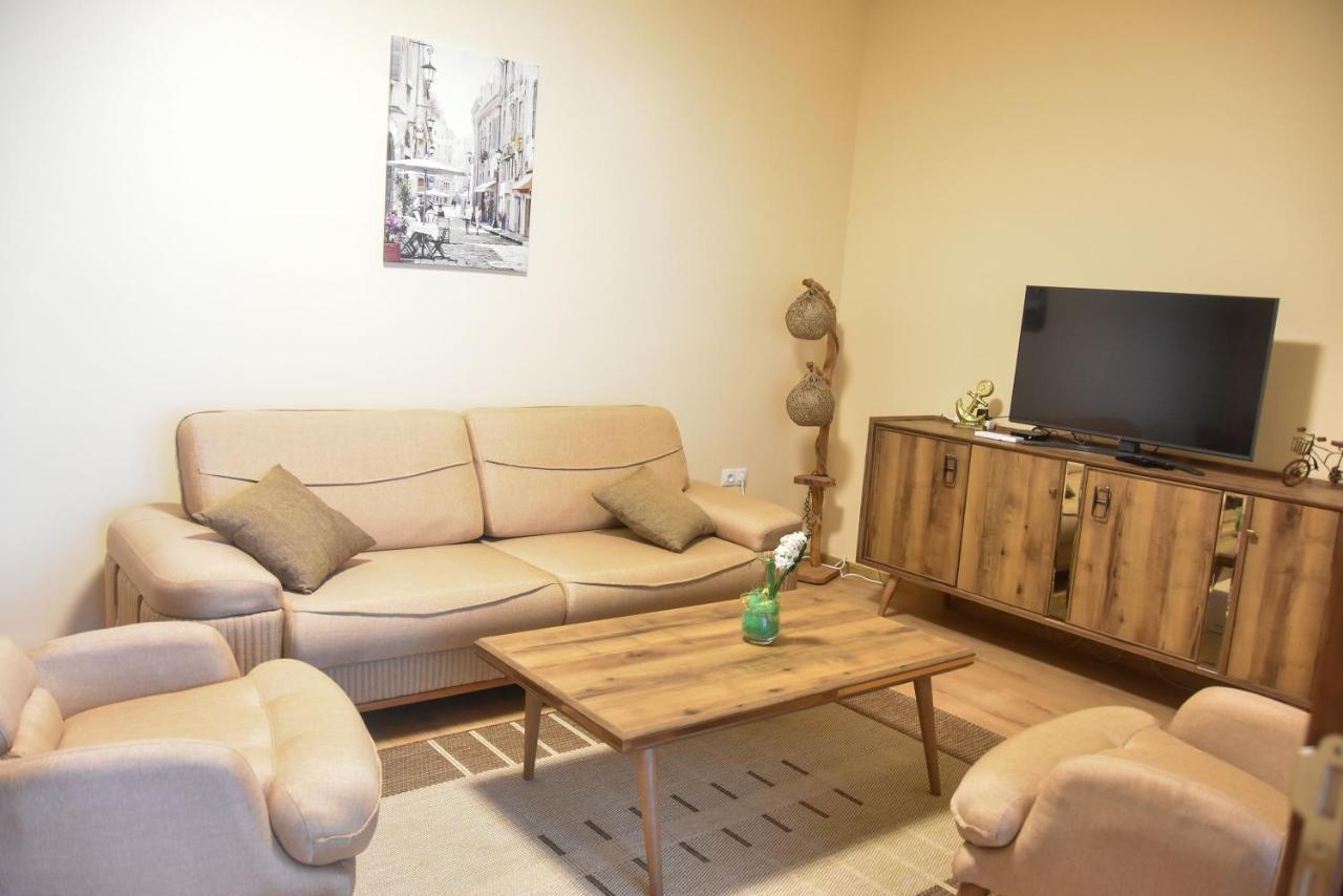 Trimaya Apartment - Comfort In The Top City Center Varna ภายนอก รูปภาพ